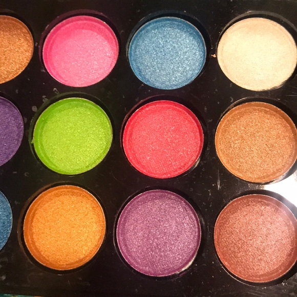 Professionnel make up palette - Picture 2 of 8